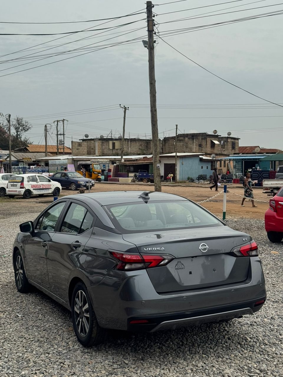 Nissan Versa SV 2021 - Image 4