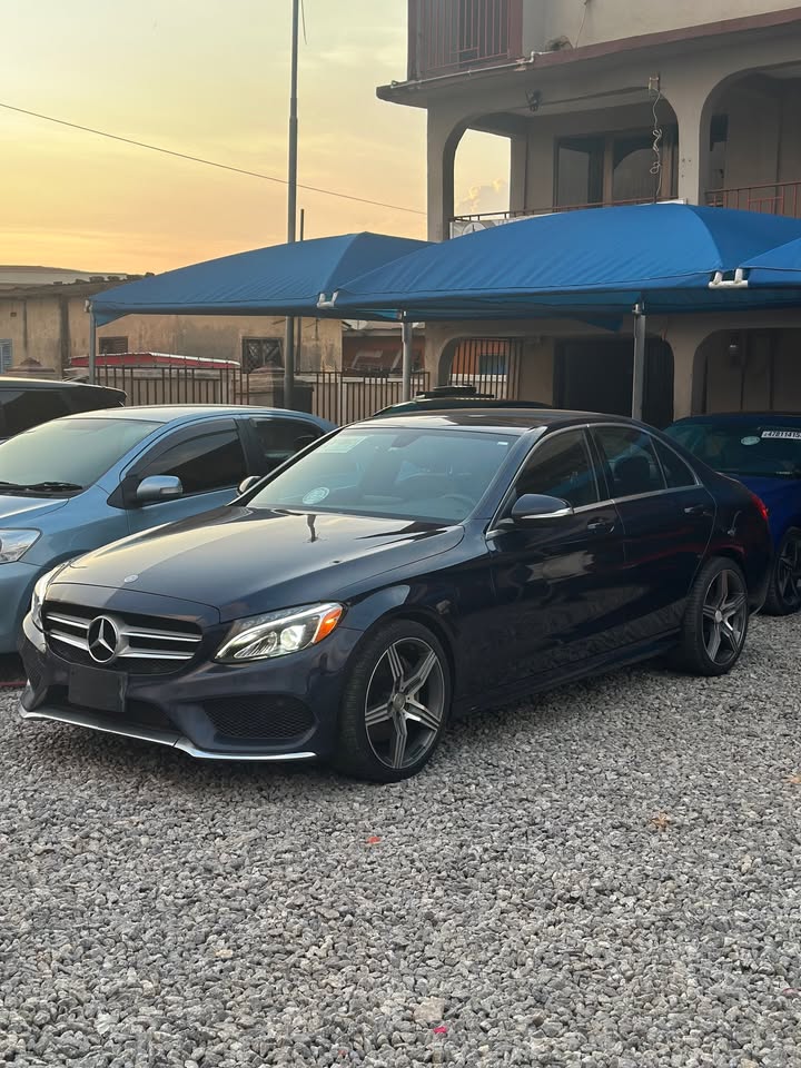 Mercedes-Benz C300 4Matic 2016