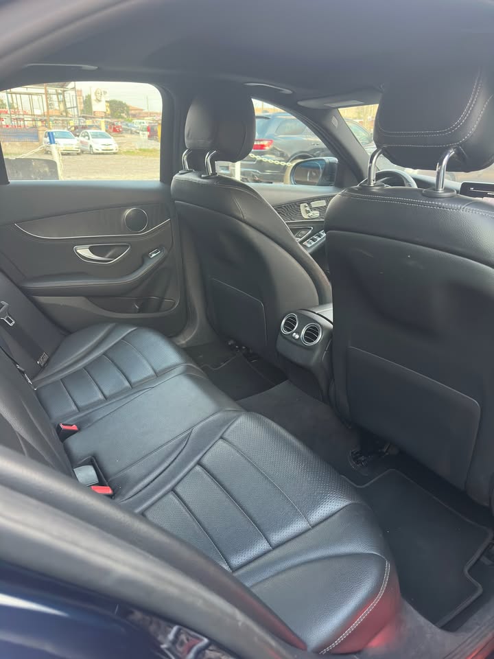 Mercedes-Benz C300 4Matic 2016 - Image 4