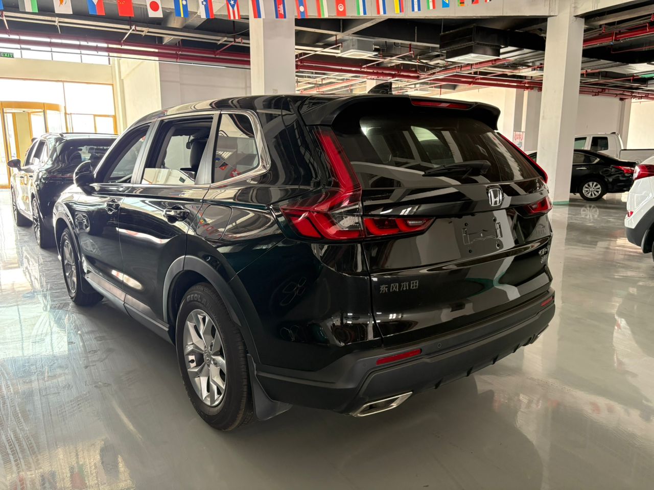 2025 Honda Crv - Image 4