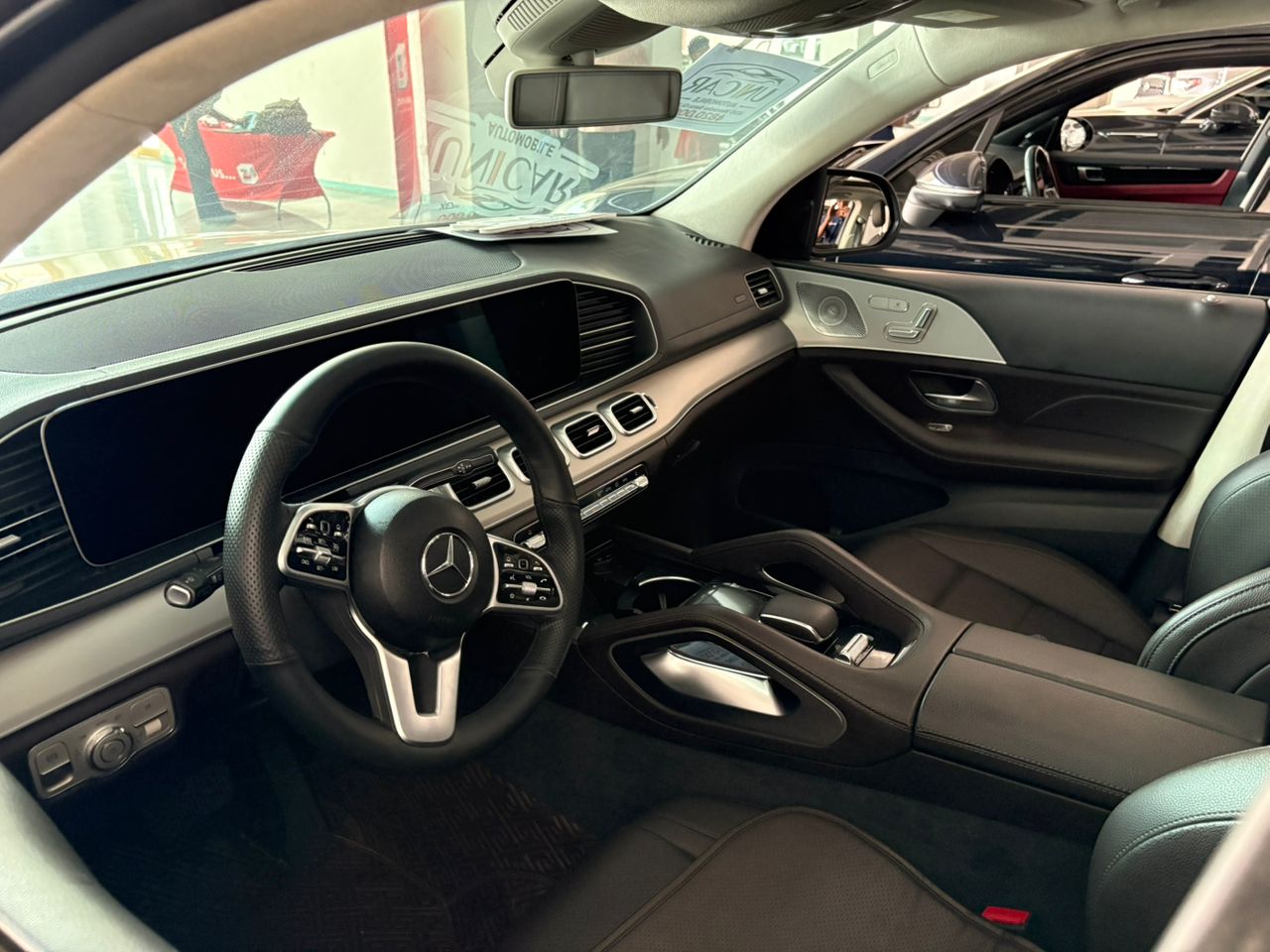 2020 Mercedes Benz-GLE450 - Image 2