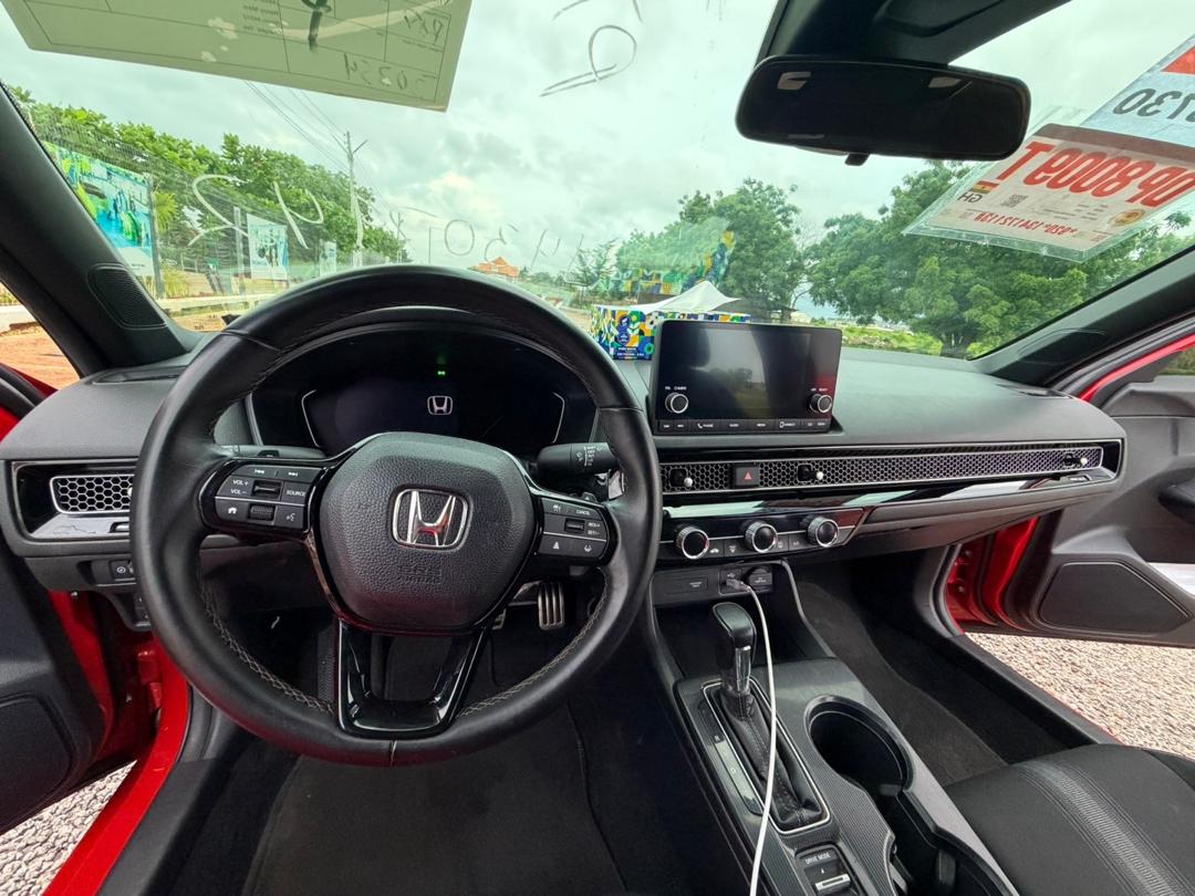 2022 Honda Civic Sport - Image 2