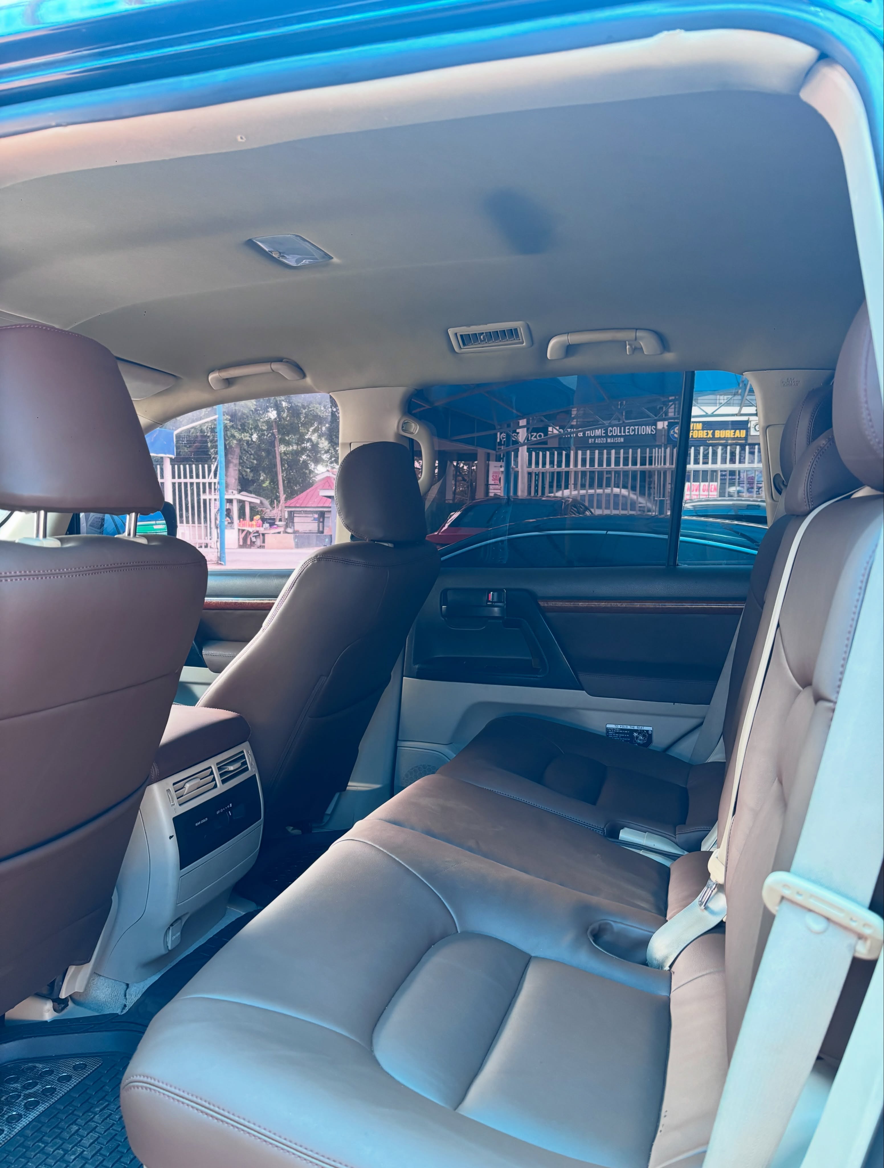V8 Land Cruiser 2014 