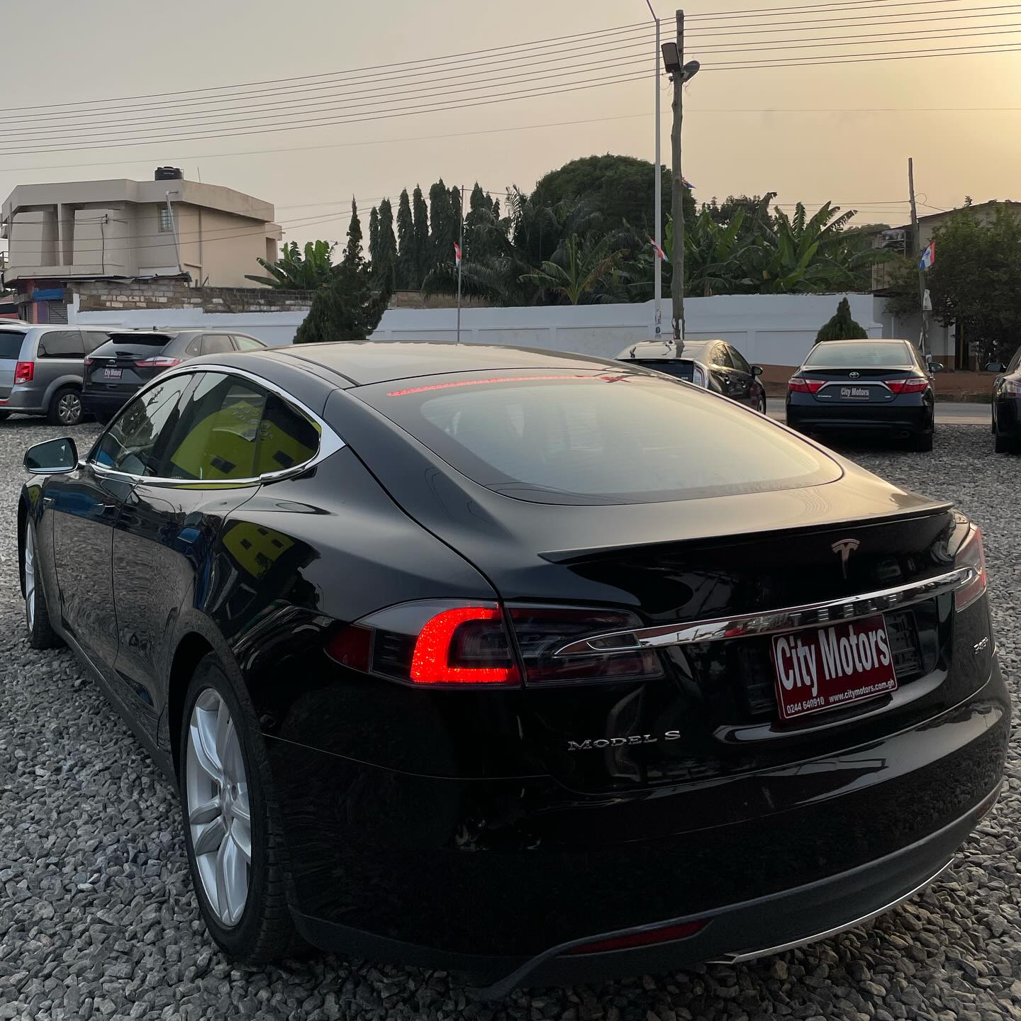 Tesla Model S P85+