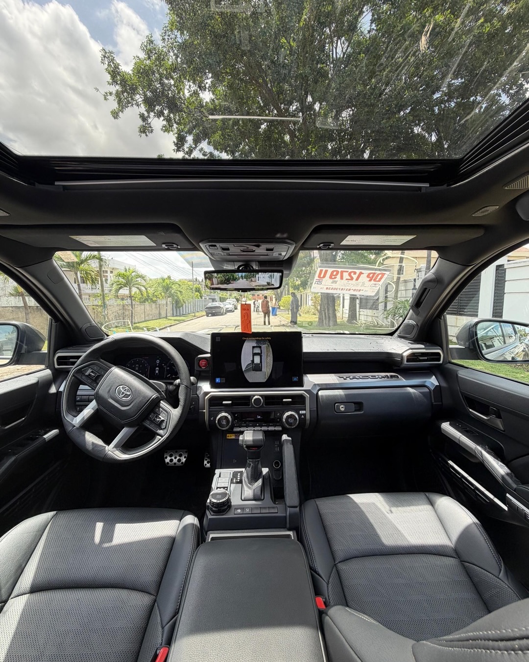 2025 Toyota Tacoma TRD Sport - Image 3