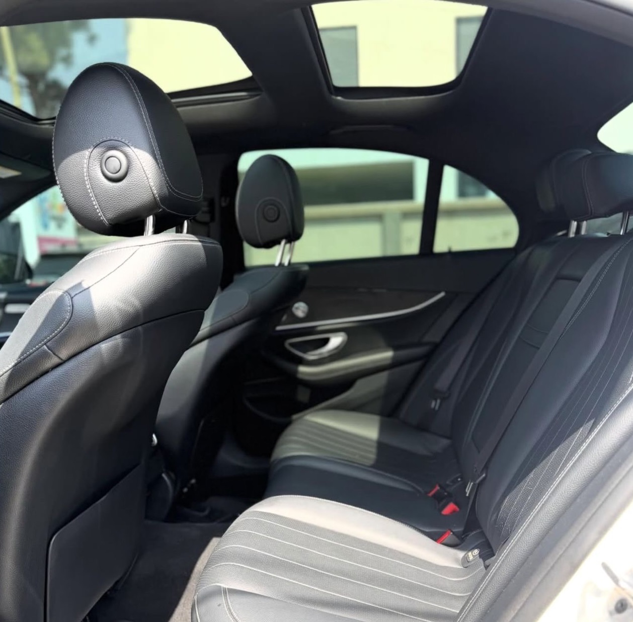 2019 Mercedes-Benz E300 - Image 5