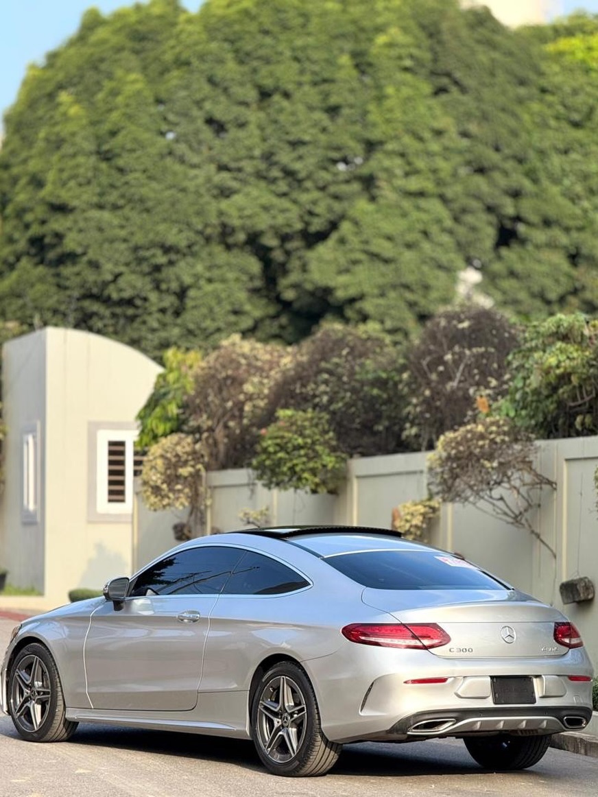 2019 Mercedes-Benz C300 