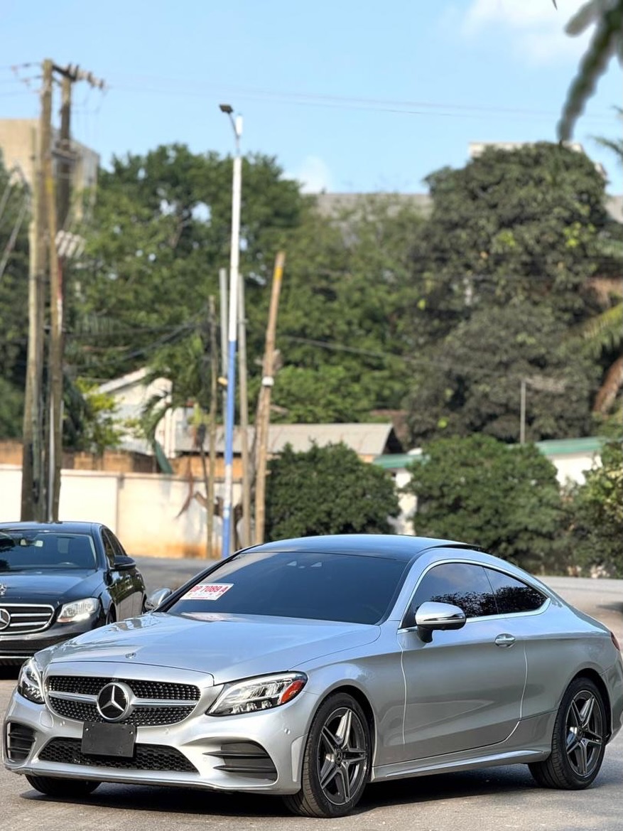 2019 Mercedes-Benz C300  - Image 2