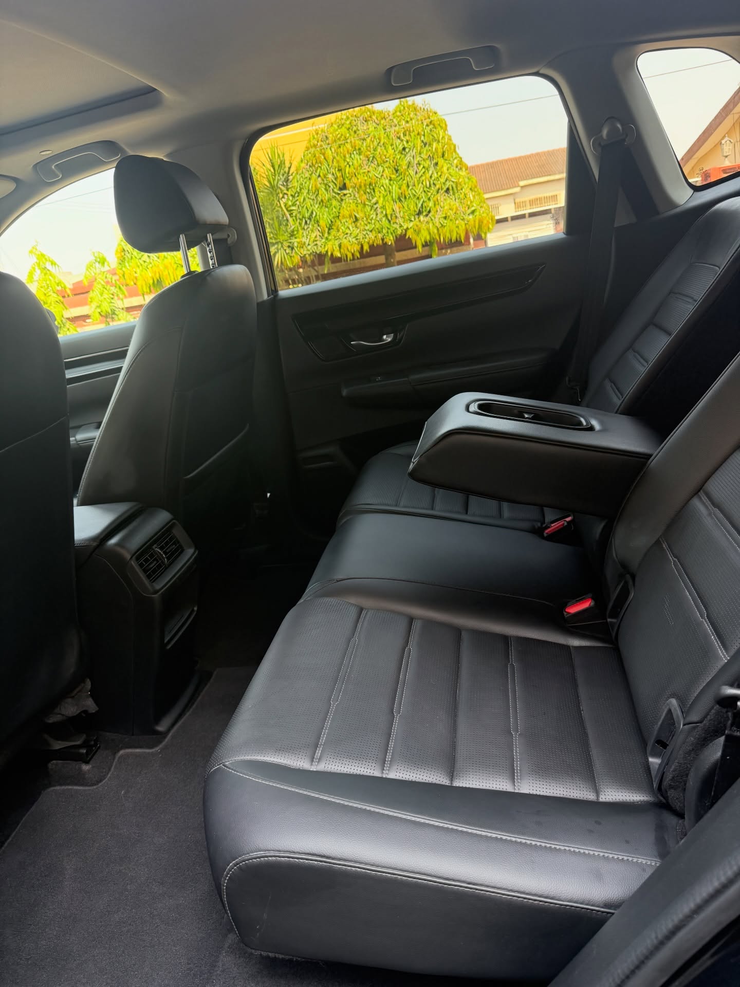 2023 Honda CrV EXL  - Image 5