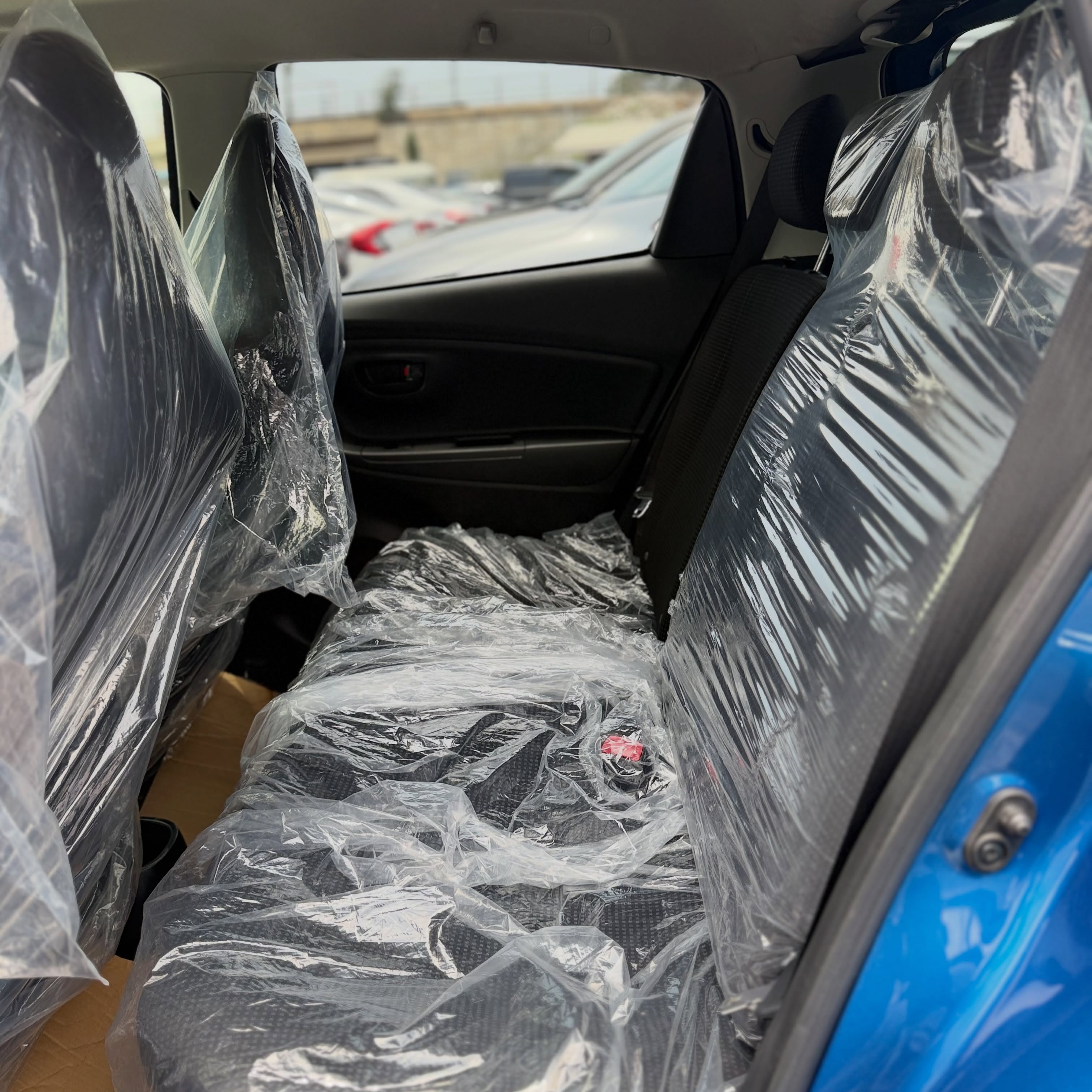 2015 Toyota Vitz 1.3L  - Image 5