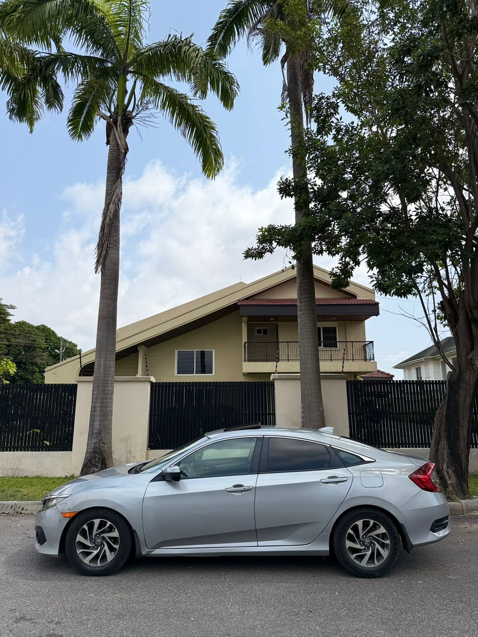 2017 Honda Civic EX - Image 2