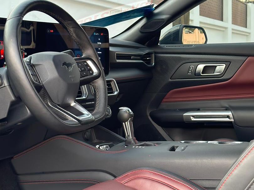 2024 FORD MUSTANG - Image 3