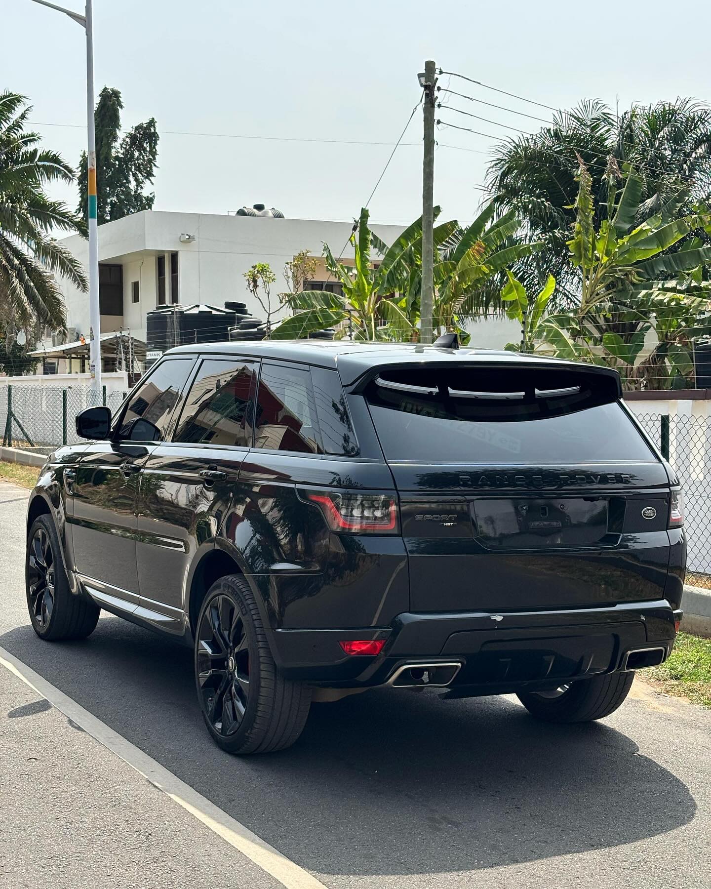 2020 Range Rover Sport HST 