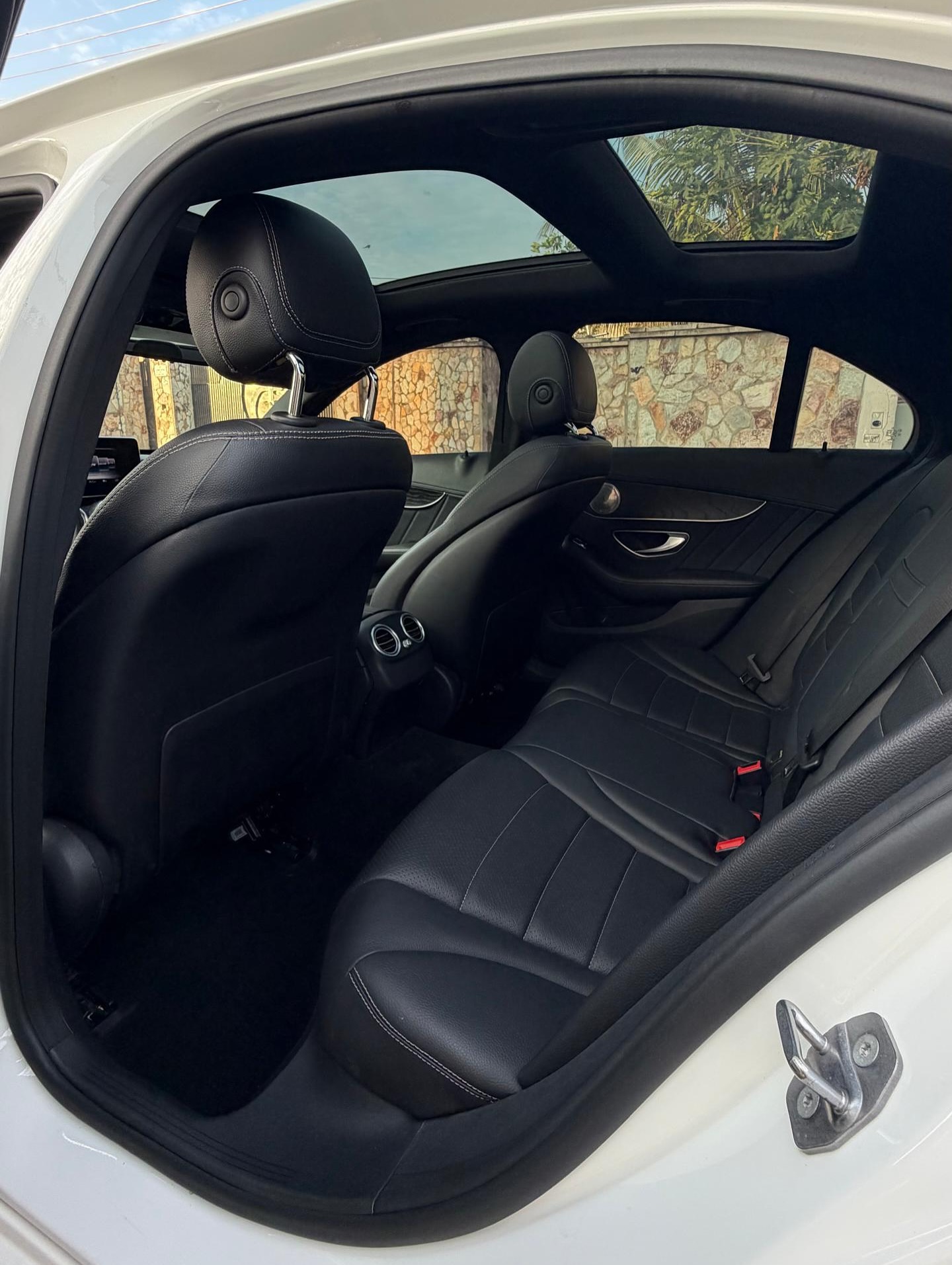 2017 Mercedes Benz C300 4matic - Image 2