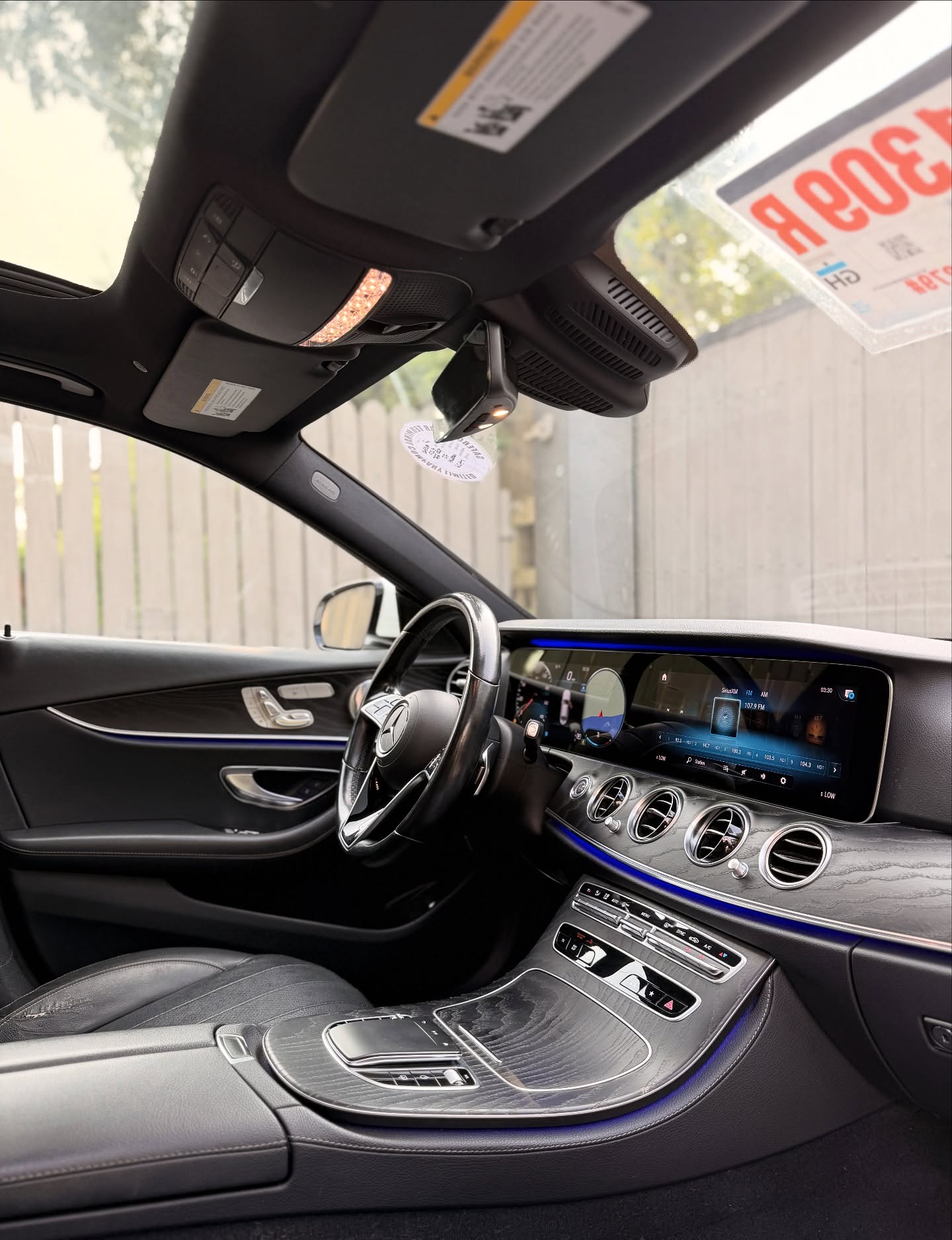 2021 Mercedes Benz E350 4matic - Image 4
