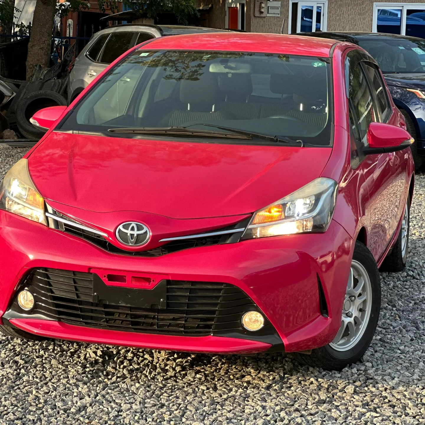 2016 Toyota Vitz  - Image 5