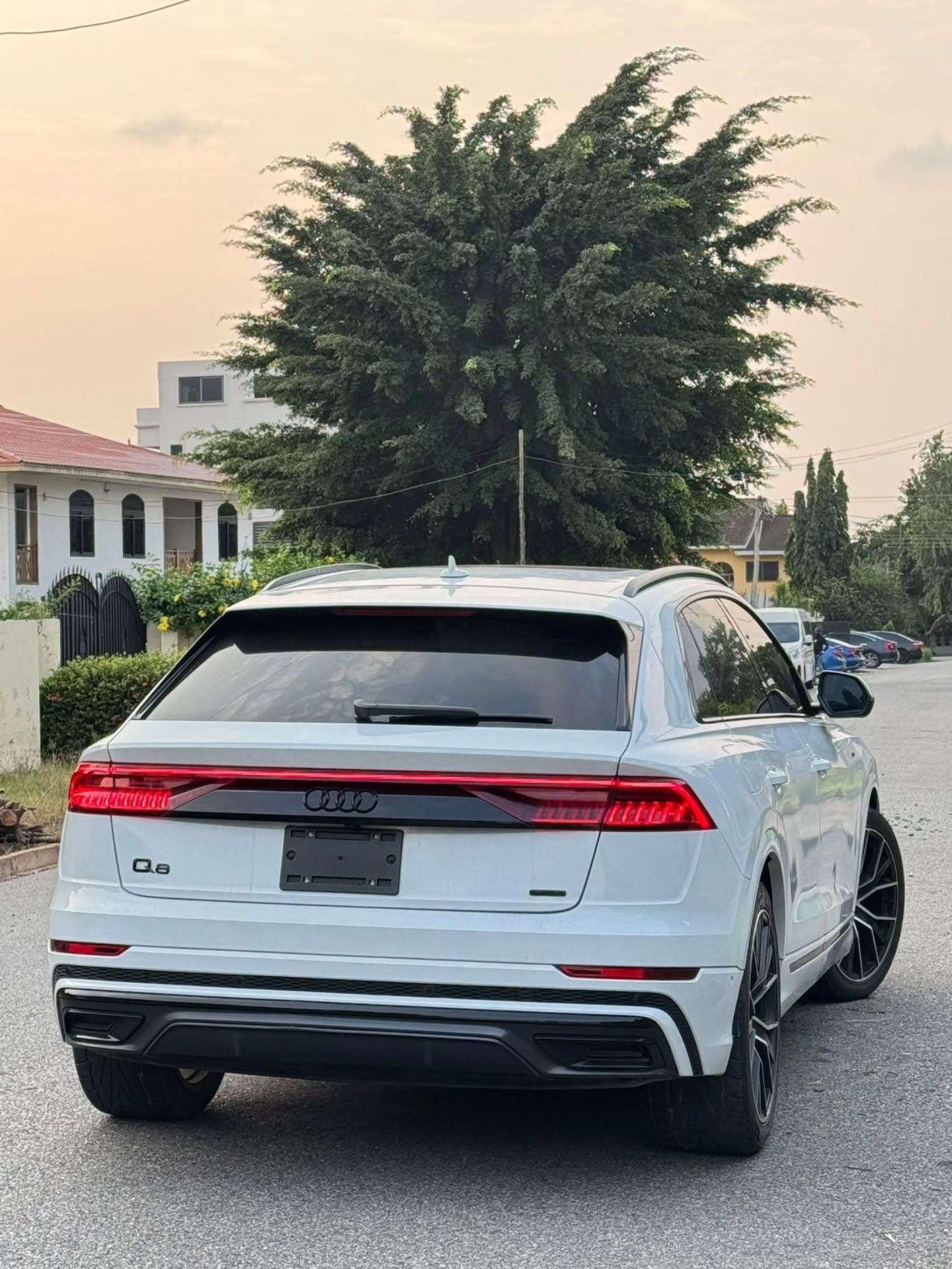 2021 Audi Q8 Premium Plus