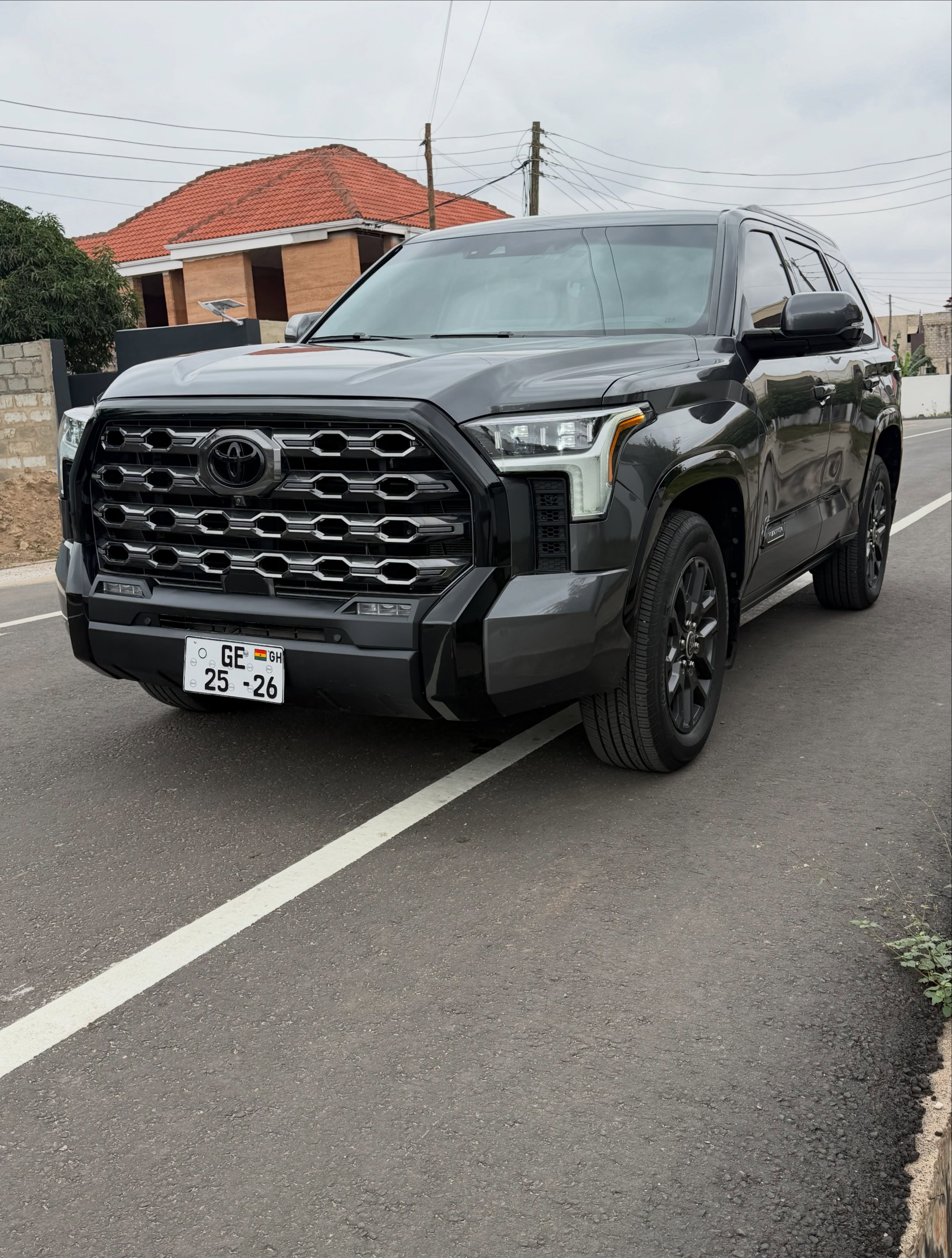 2023 TOYOTA SEQUOIA PLATINUM HYBRID