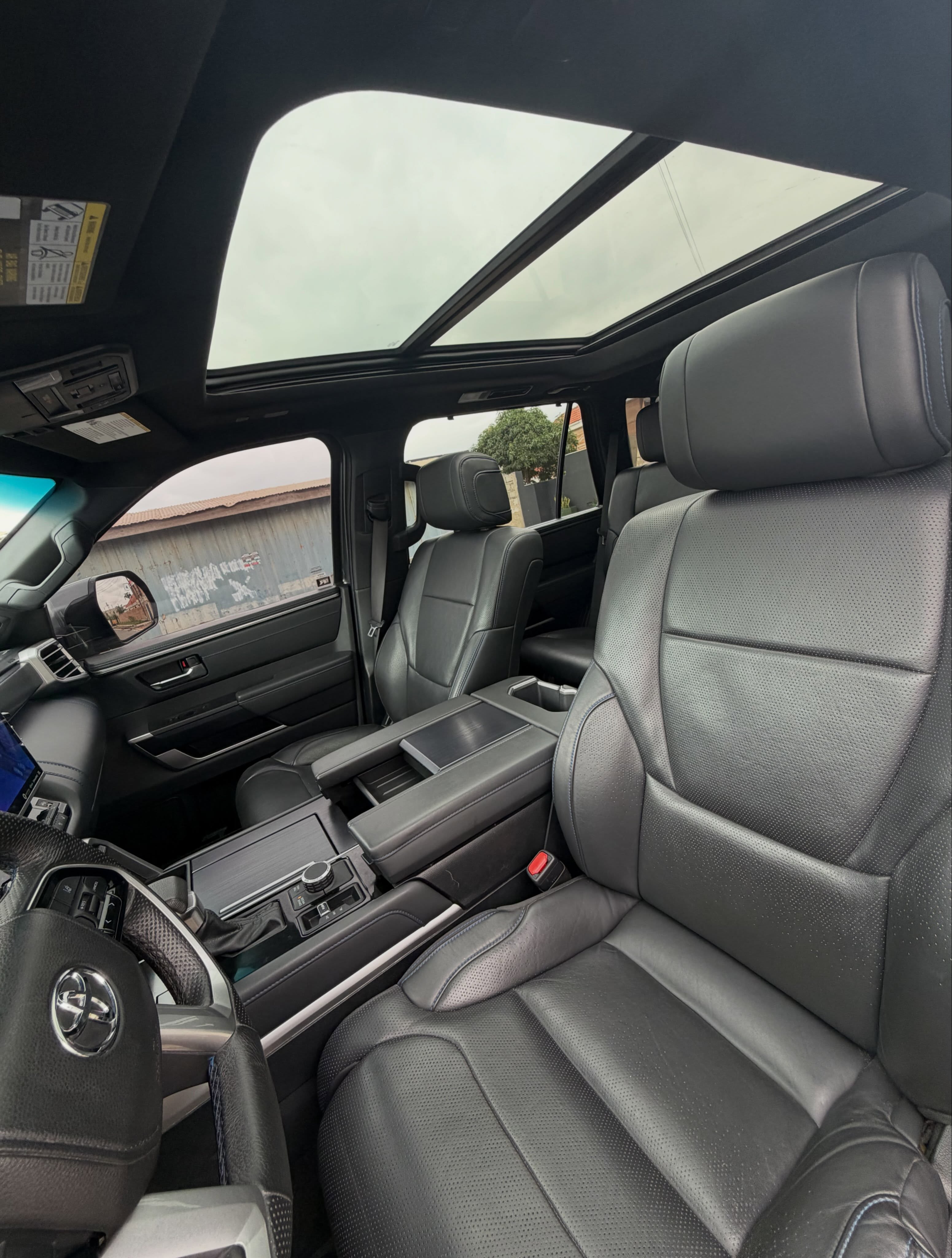 2023 TOYOTA SEQUOIA PLATINUM HYBRID - Image 3