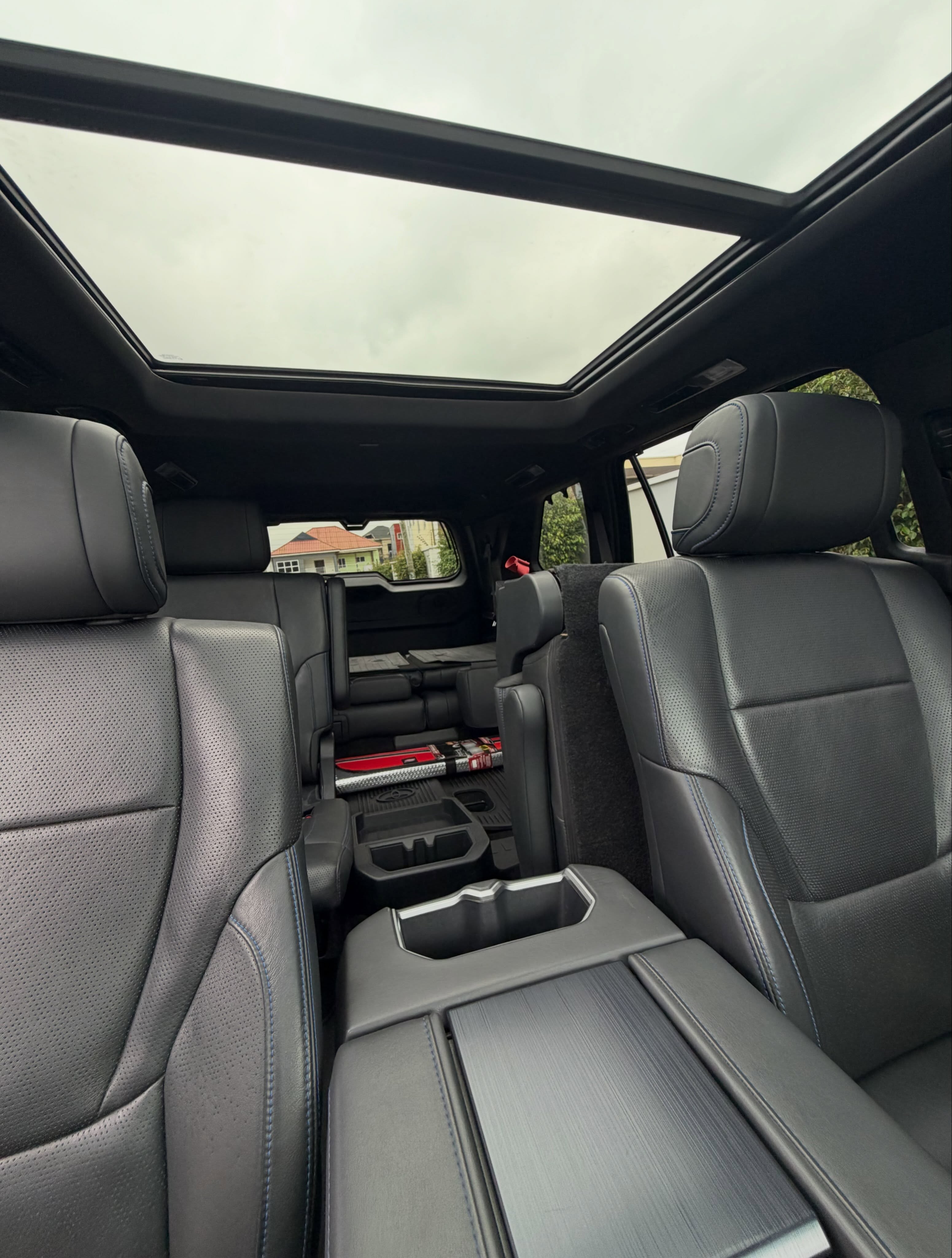 2023 TOYOTA SEQUOIA PLATINUM HYBRID - Image 7