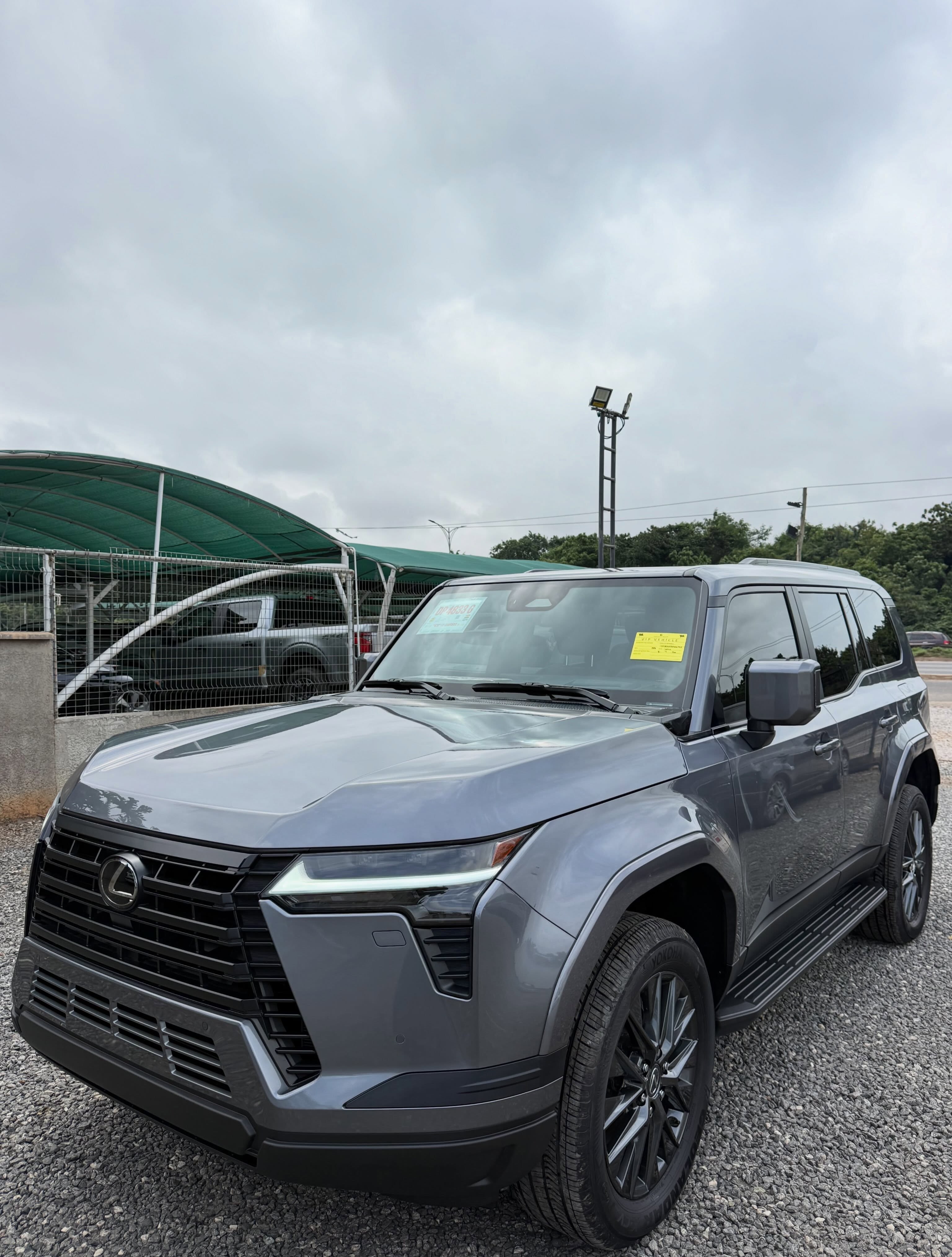 Brand New Lexus GX550 Luxury - Image 2