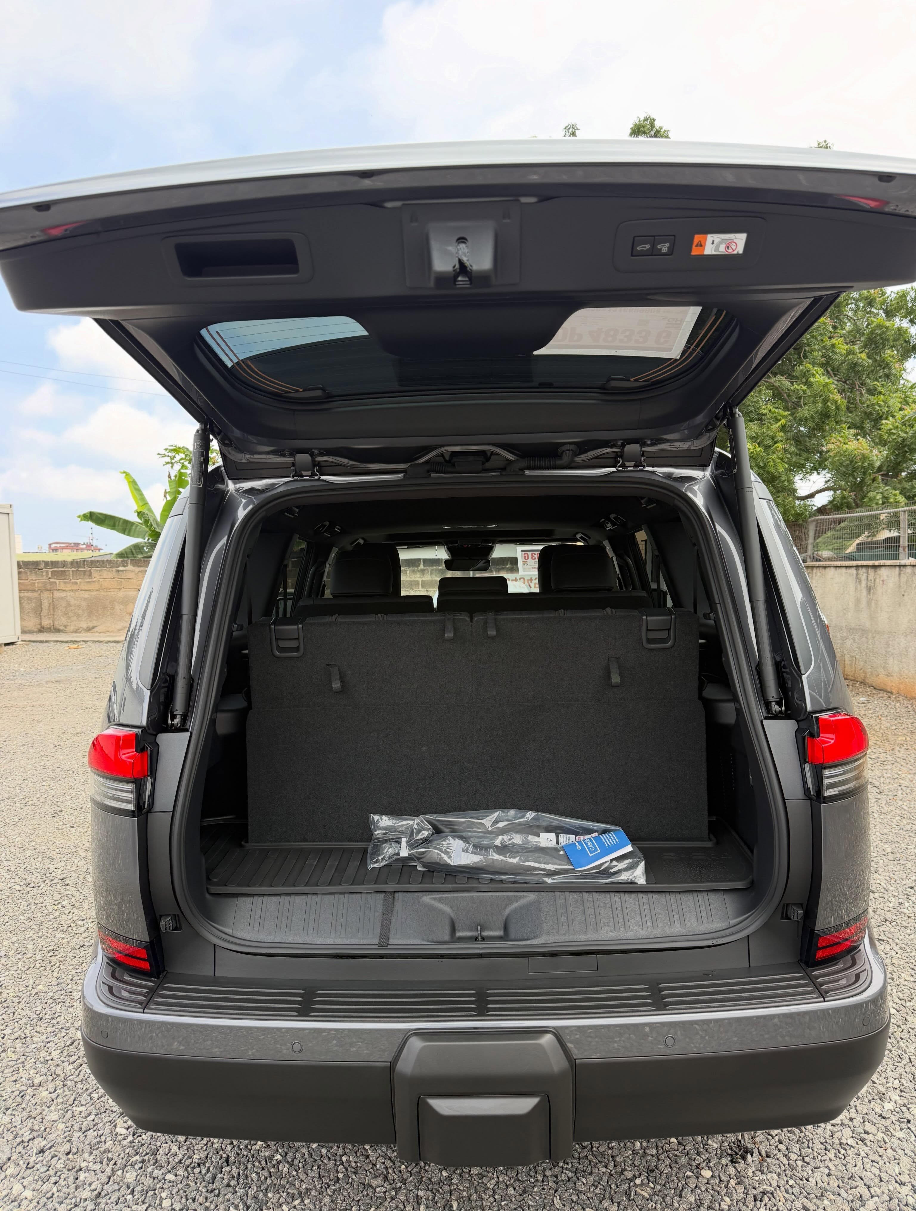Brand New Lexus GX550 Luxury - Image 6