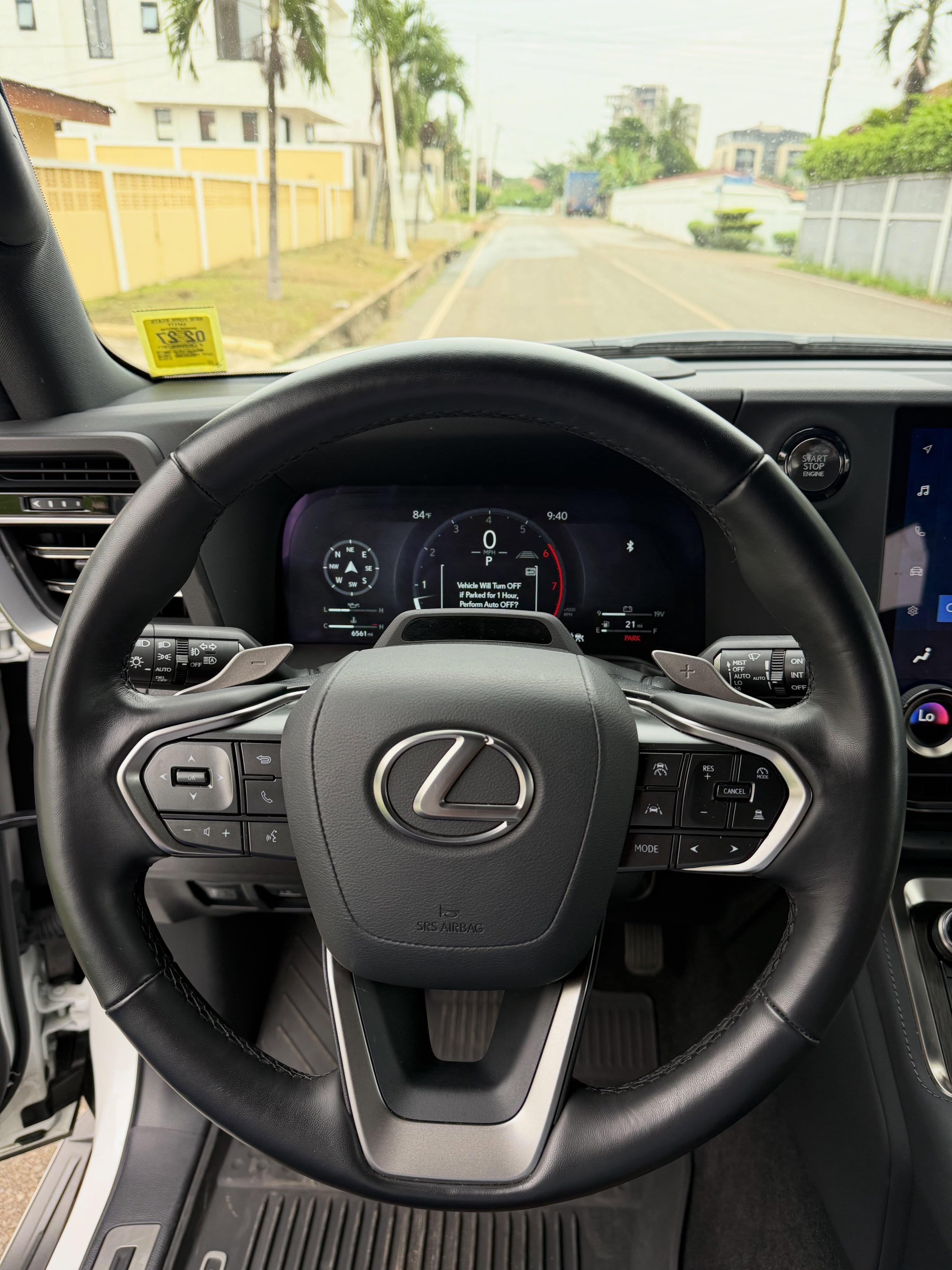 2025 Lexus GX550 Luxury - Image 6