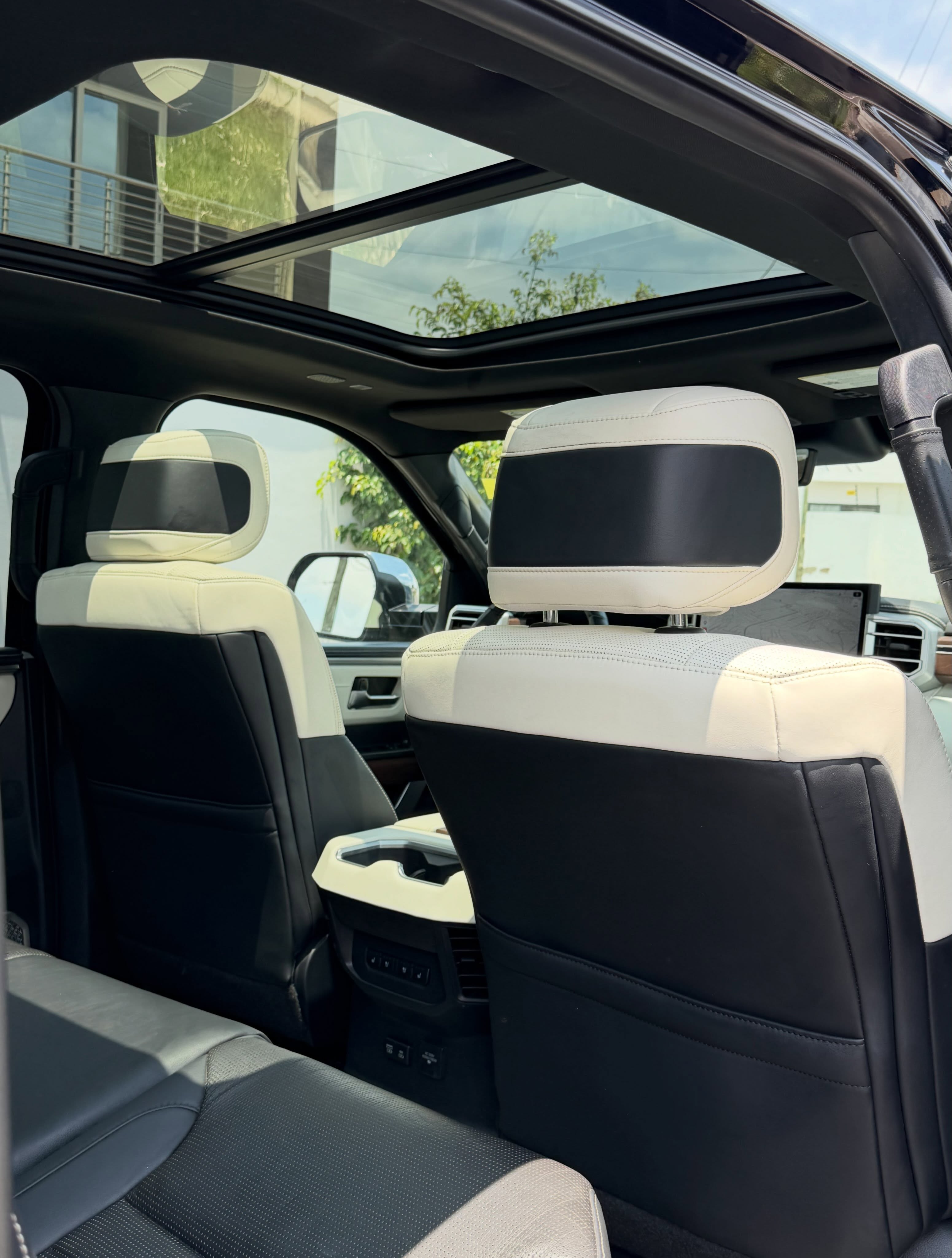 2023 Toyota Tundra Capstone Hybrid - Image 5
